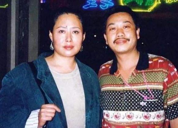 斯琴高娃个人资料简介简历 斯琴高娃眉头痣叫什么