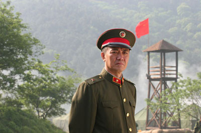 ���ױ�ǰ����������Ƭ ���ױ�����β����Ǹ��ӹ�ϵ