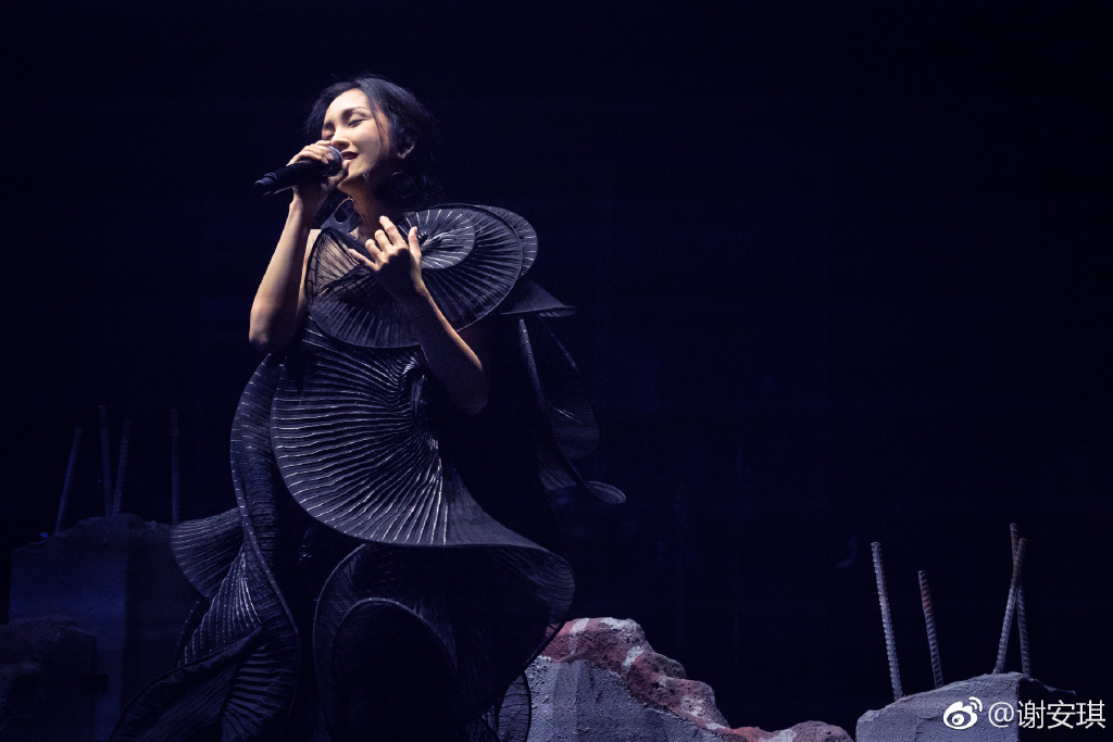 л����Ϊʲô����� л�����͵�����˭����