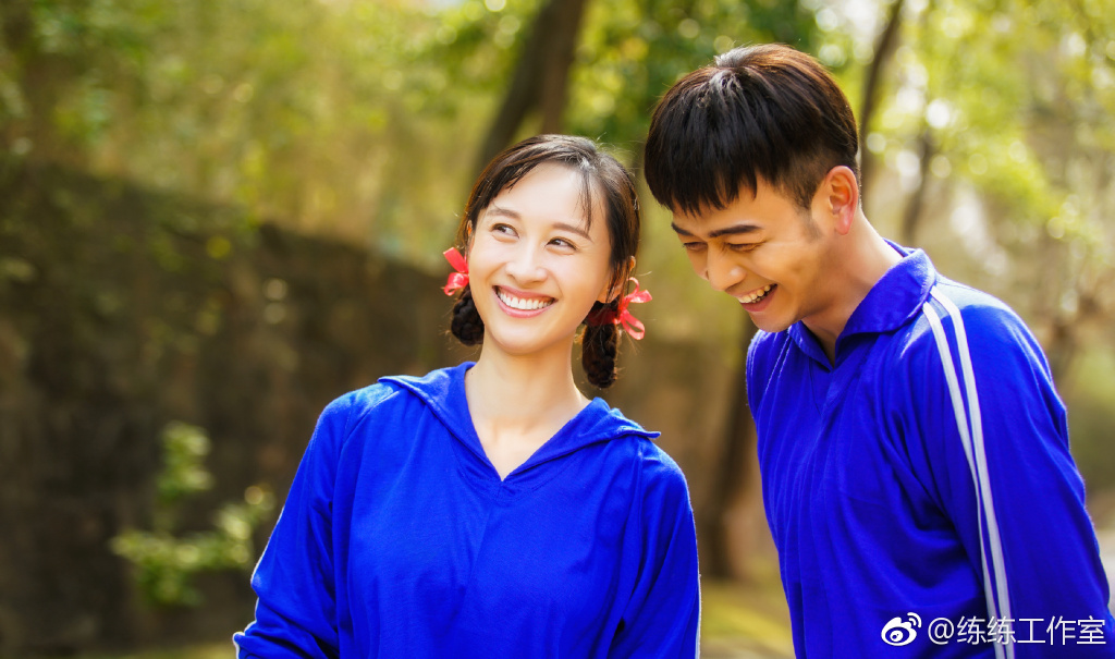 练束梅的现实老公是黄志忠还是谷汉智 练束梅为什么不红