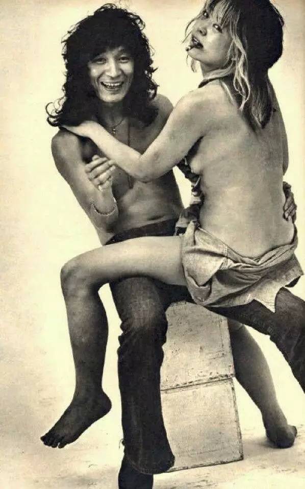 ��ľϣ�ֵ��۾���ô�� ���˼���������������ʱ�����Ƭ