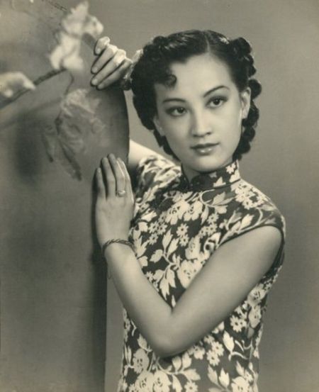 ��诶���������Ƭ ����м�������