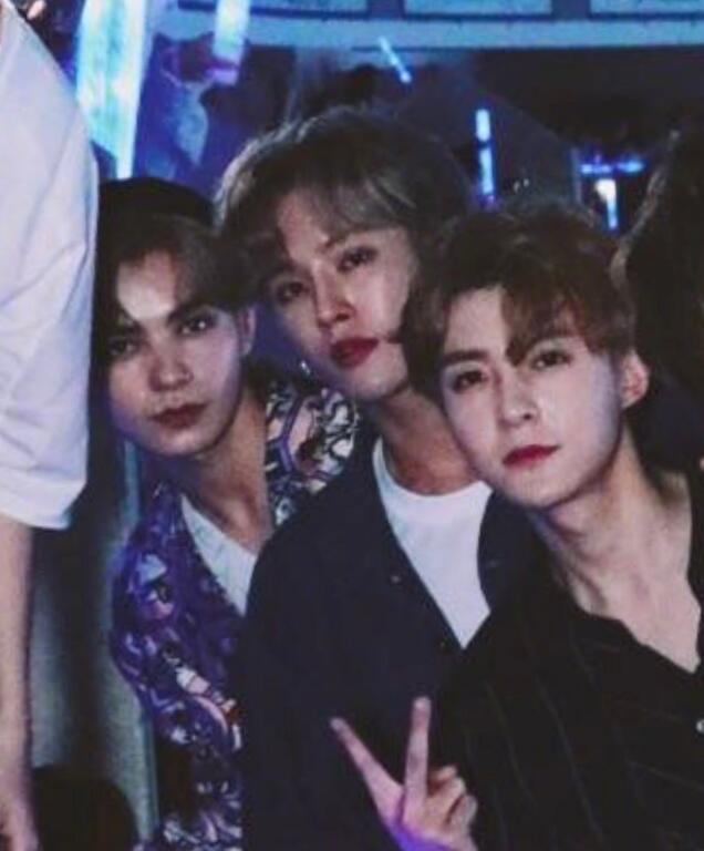 ���뺲Ů����˭ ���İ������������