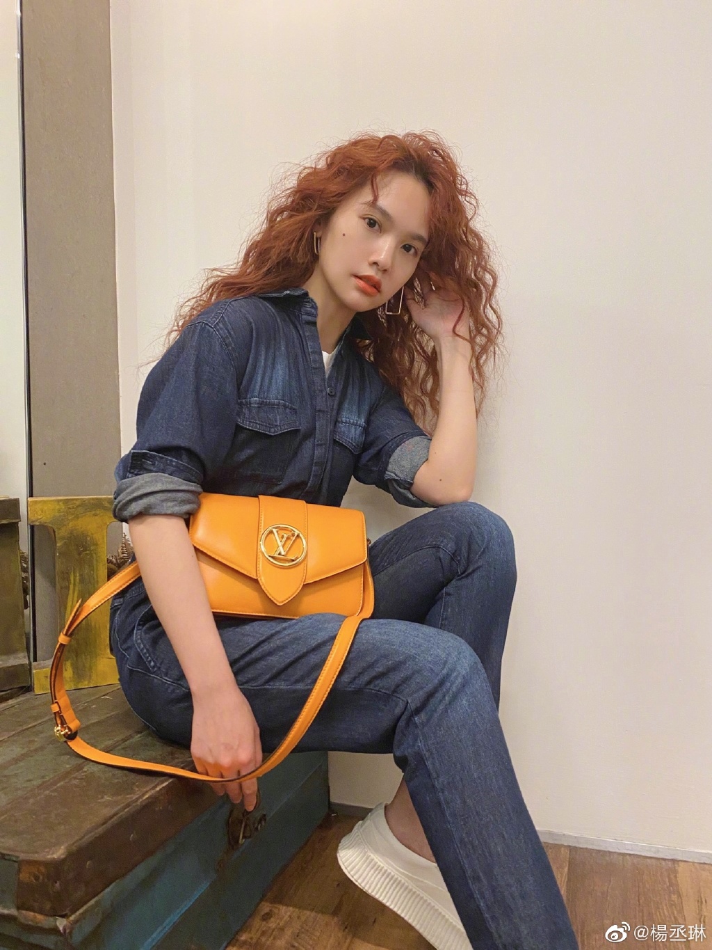 ��־�����ة����ʲô��ϵ ֮ǰ���кܶ���վ��������CP