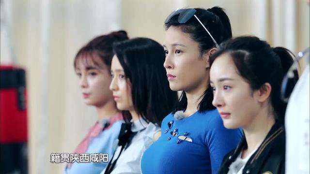 �������Ӻ�١���Ӿװ����һ�� ��Ŀ��̹������������