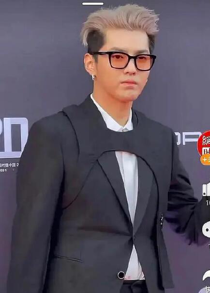 ���ෲΪʲô�б��� ����һ�µ���΢������