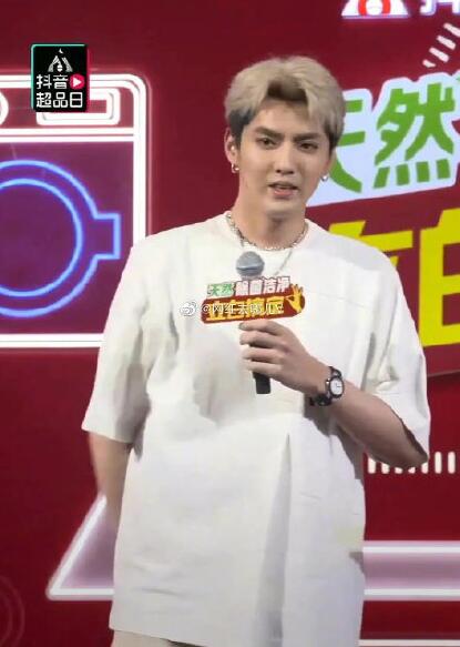 ���ෲΪʲô�б��� ����һ�µ���΢������