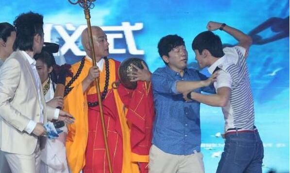刘芮麟为什么打佟大为 佟大为是同性恋是真的吗