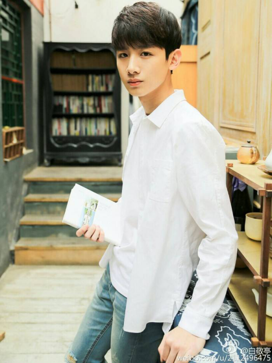 �׾�ͤ���ڵ�Ů����Ƭ �׾�ͤ��ʵ���ֽ�ʲô