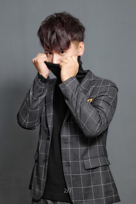 ����Ϊʲô�뿪�����黨 ���ڵ�Ů������˭