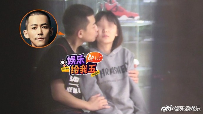 �������������ع� ����������Ů����Ƭͼ