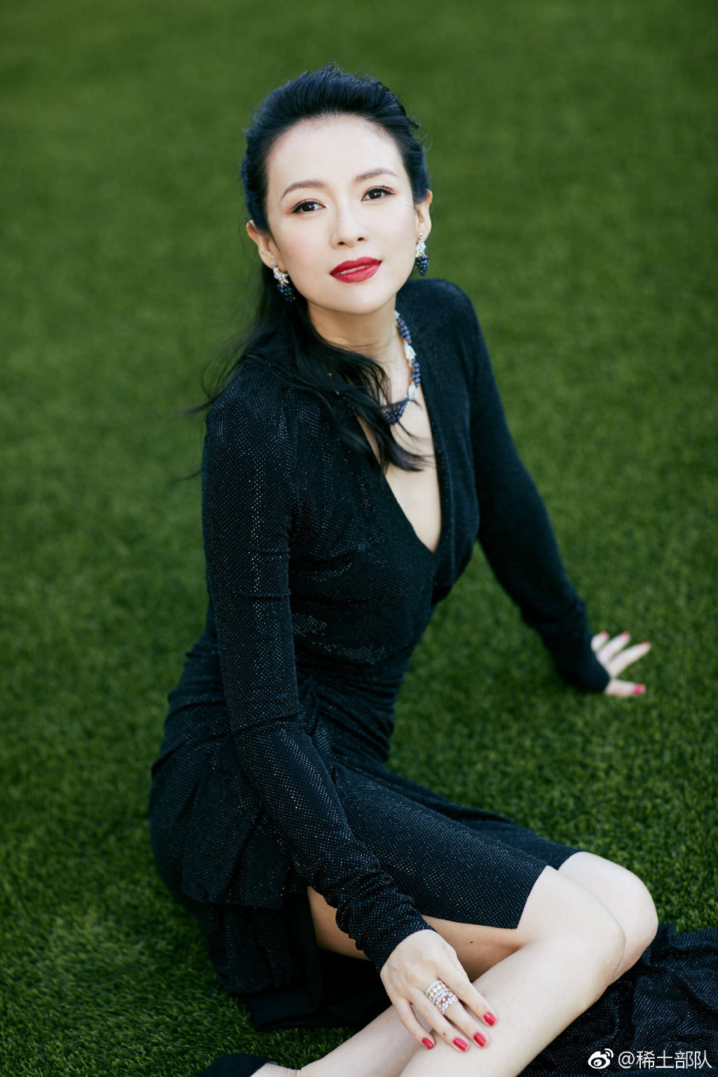 ��������������ļٵ� ����������������������