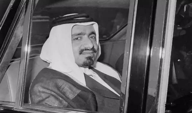 л���������������Ͼ��� ����ʱ�����Ƭ�ܾ���