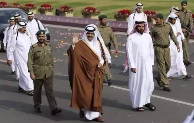 л���������������Ͼ��� ����ʱ�����Ƭ�ܾ���