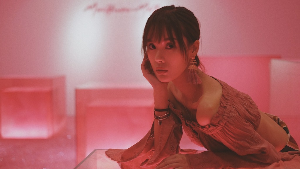 ��٩Ϊʲô��������ô����Ϸ�� ����贺���٩��ô����������