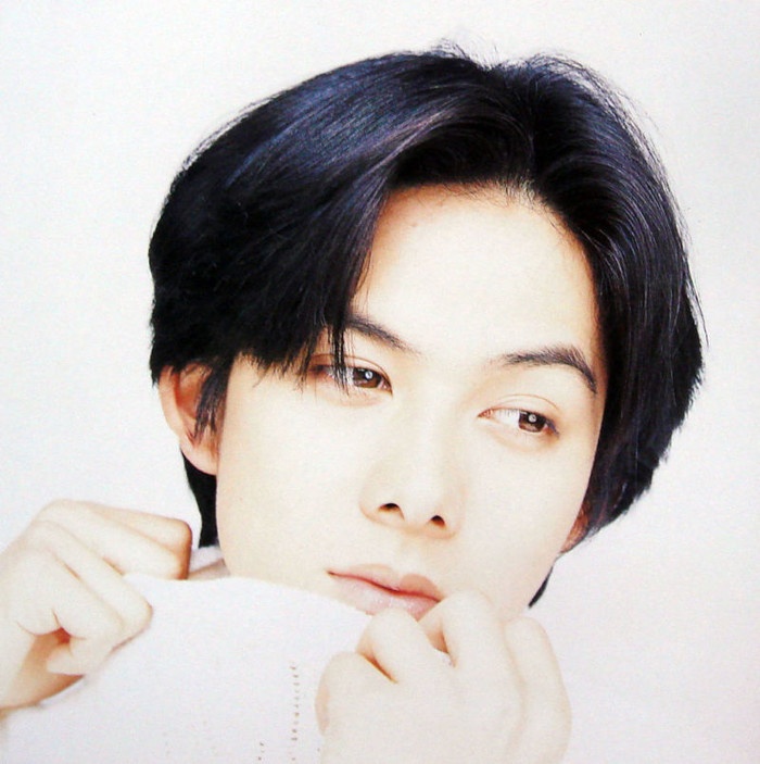 柏原崇佟丽娅亲密照流出 柏原崇是谁