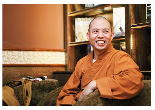 �Ӳη�ʦ����ǰ������˭ �Ӳη�ʦΪʲô����