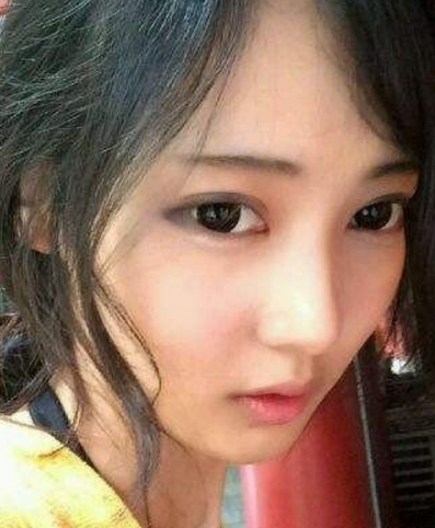 �������еĻ���Ů�� ��������ͬ������