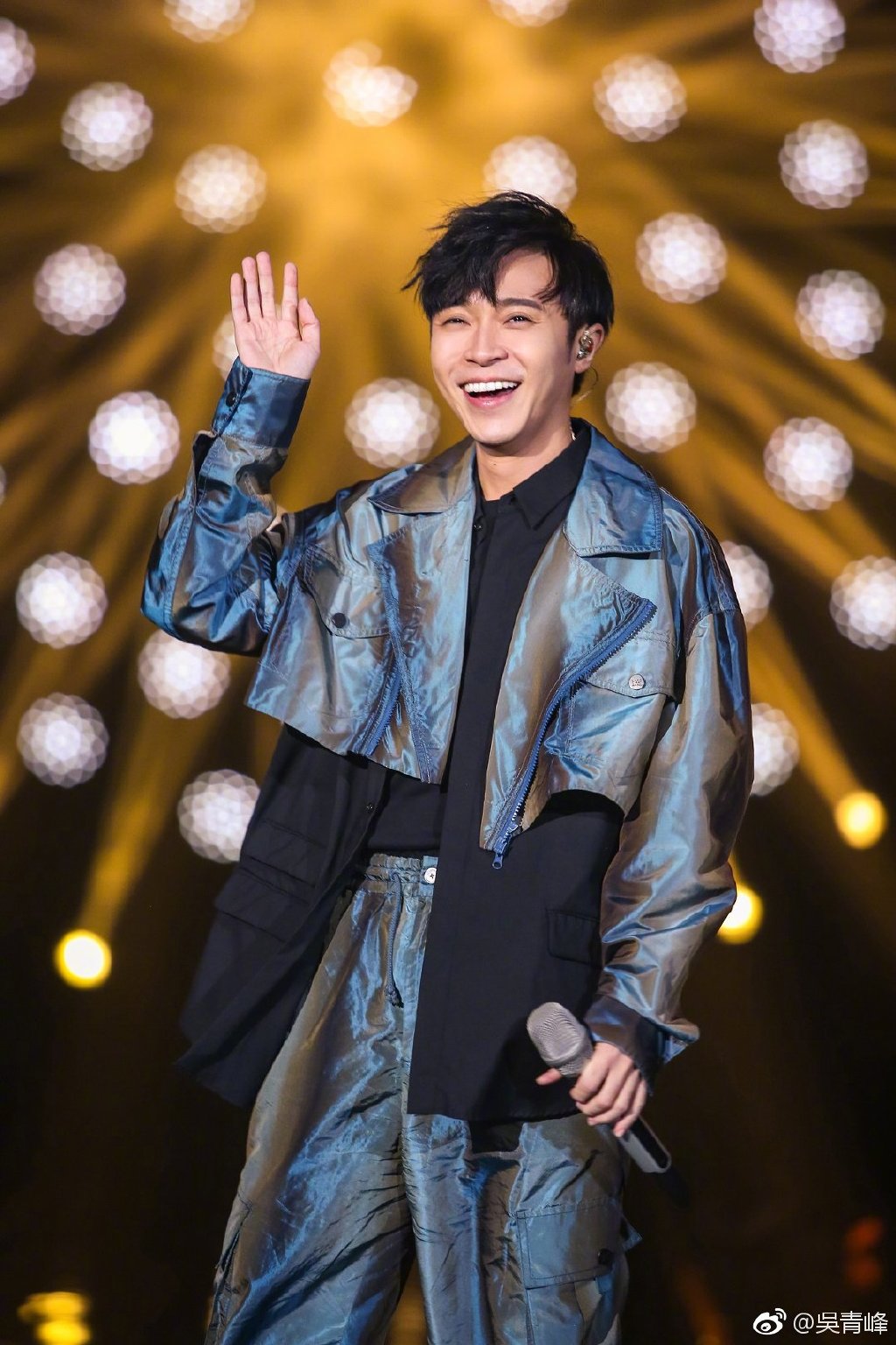 吴青峰为什么有英国血统 吴青峰出柜了吗