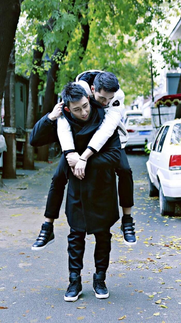 ��κ�޻ƾ�褲���ͬ������ô���� ����310��ʲô��