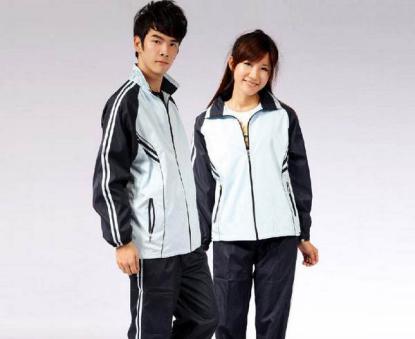 �й���Ư����У����Ƭ ѧ����У����ʲô���������