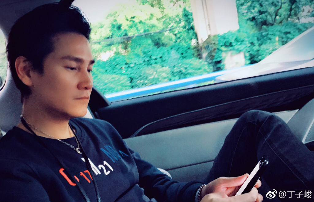 ���Ӿ��ĸ��׶������� ���Ӿ������ż����к�����