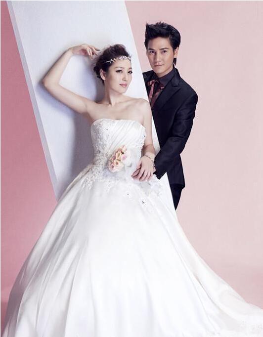 ���Ӿ��ĸ��׶������� ���Ӿ������ż����к�����