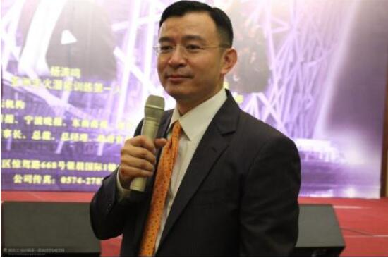 ���ƿ����°�֮����ô���� �°�֮12��ͽ������������˭