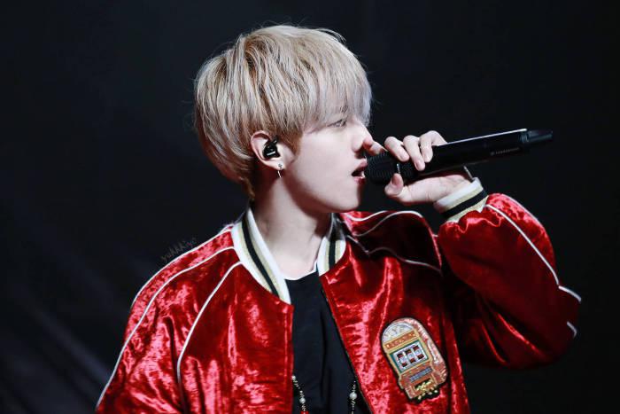 ���˶�Ϊʲô�ж�������minaǣ������ ���˶�������Ů��������