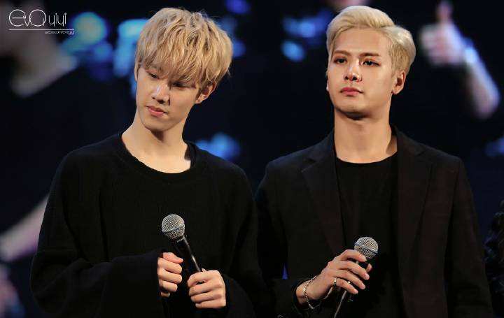 ���˶�Ϊʲô�ж�������minaǣ������ ���˶�������Ů��������