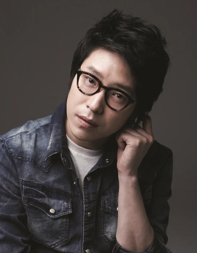 严基俊年轻照片 他为什么不结婚