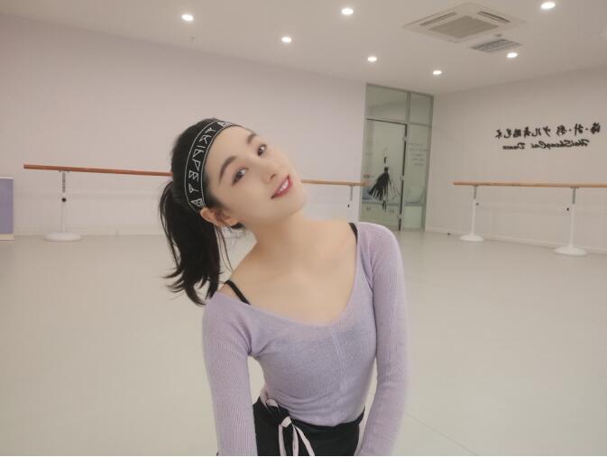 �о���Բ襺�����һģһ���Ա��� ���ǲ��Ǳ��ݿư������
