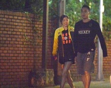 �����������Ϲ���˭ ��������������ͬ��