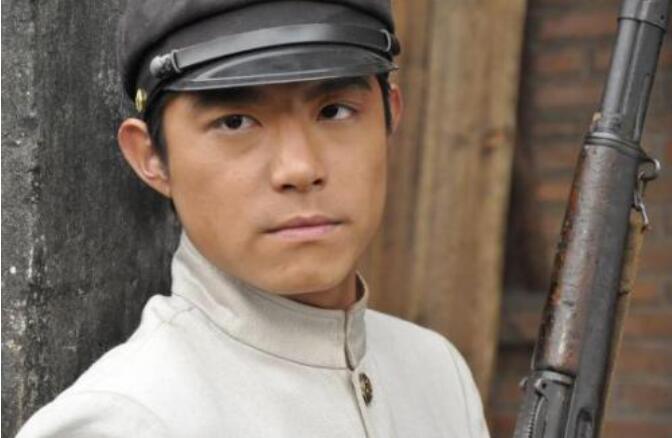 ���ؽ�Ϊʲô�����ڵط�չ ����ôһֱû������