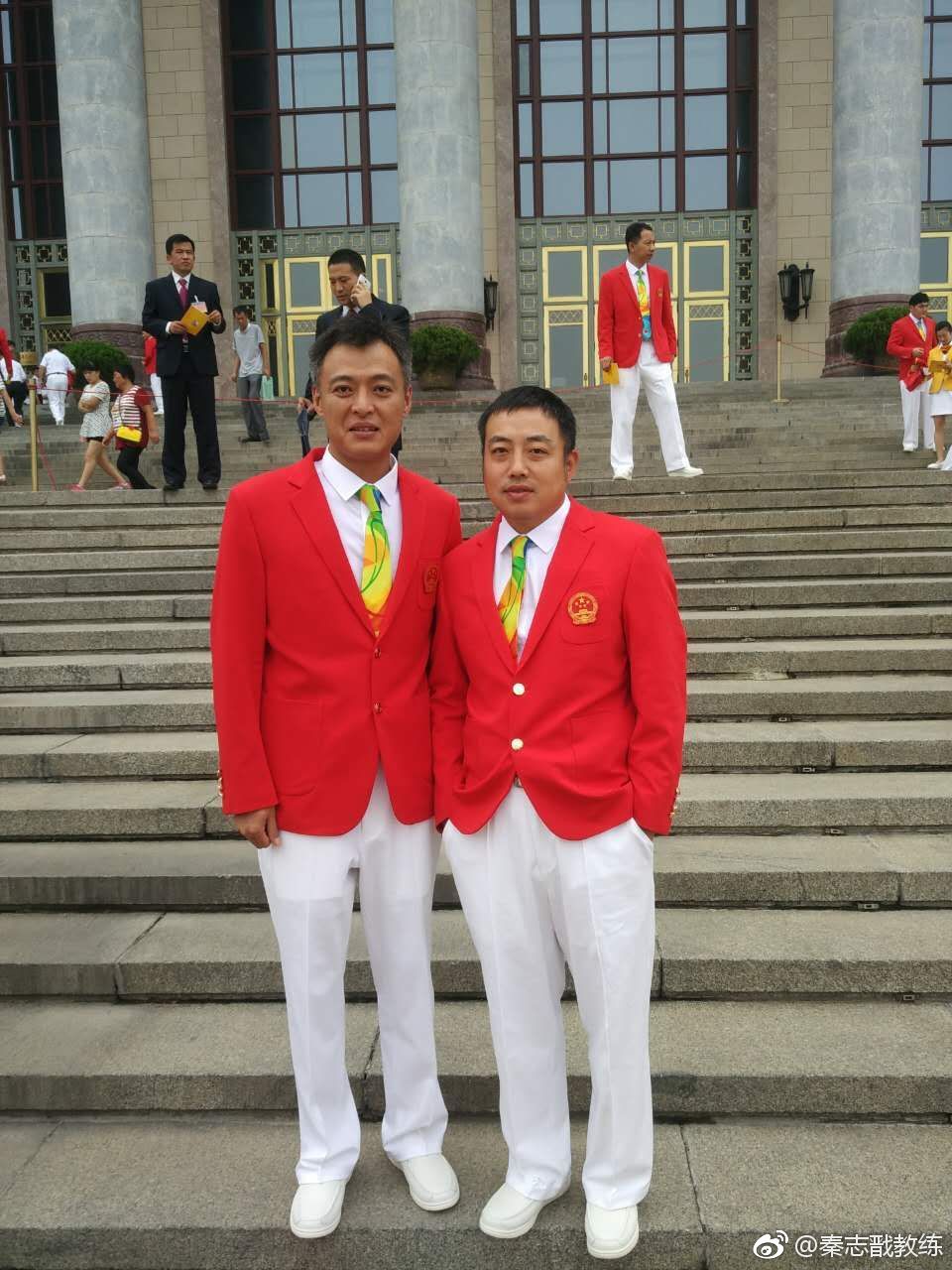 ��־꯼������������ϼ����˭ ��־����ż��