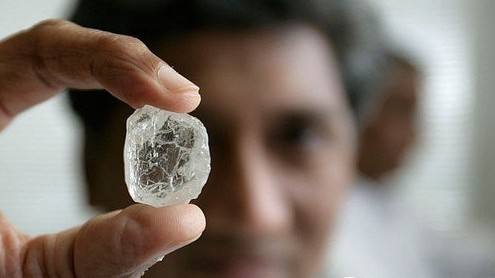 ������ʯ���Ĳ��������ĸ� �ִ�����������ʯ��ָ��ʲô