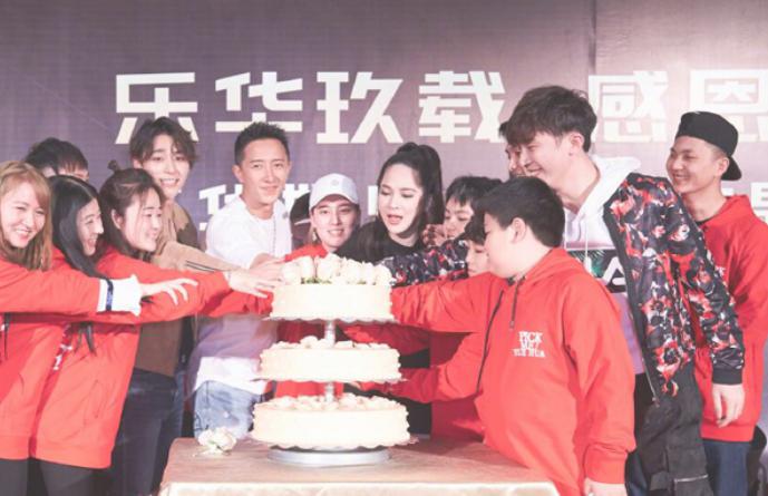 �������ֻ��Ĺɶ��� ����¬�������ô��ʶ��һ���