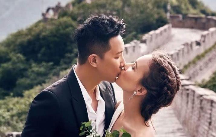 �������ֻ��Ĺɶ��� ����¬�������ô��ʶ��һ���