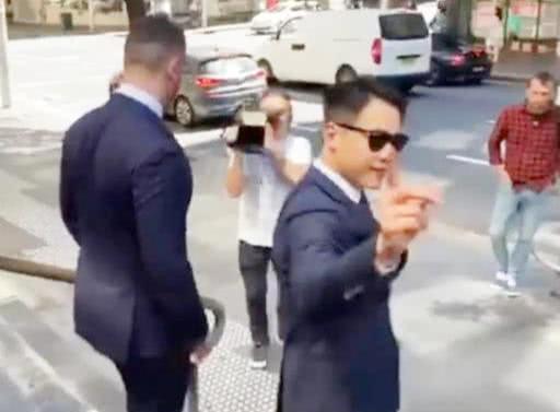 �������Ǹ�����ʲô���� ���ǲ����޹���