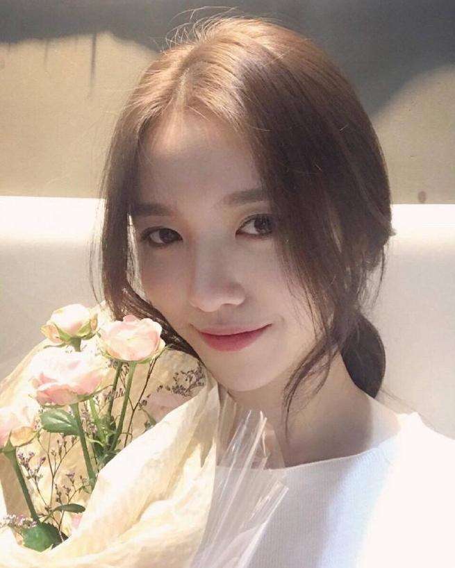 ������µ��Ů�˵�������� Ů�����������ͼƬ