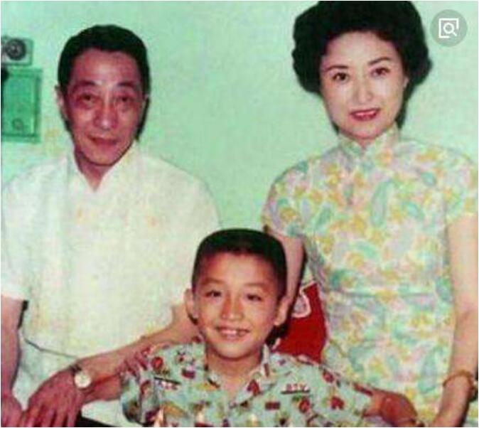 �׳�������������������Ƭ ��������ô�����׼ҵ�