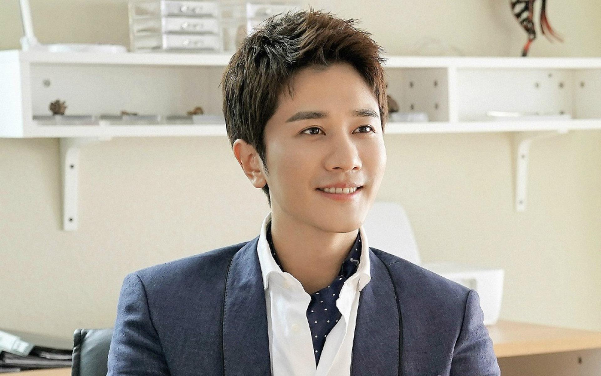 ����ӢΪʲô����Ư�� ����ӢŮ������˭��������