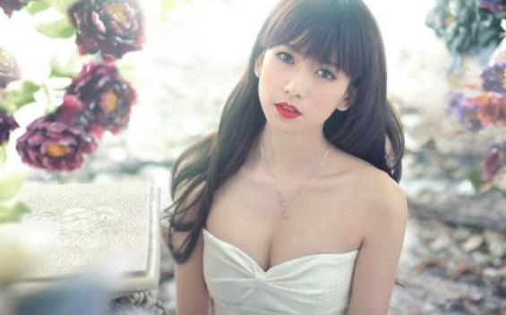 ������������Ϊʲô��70�� ��ǰŮ�����Ӻ�����˭��