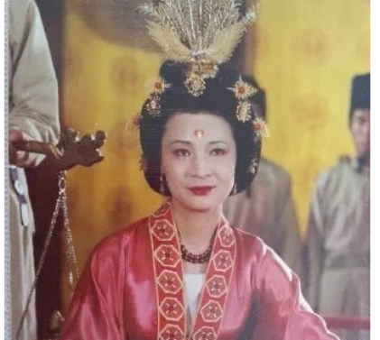 ����������ʱ�����Ƭ ���Ϲ���˭