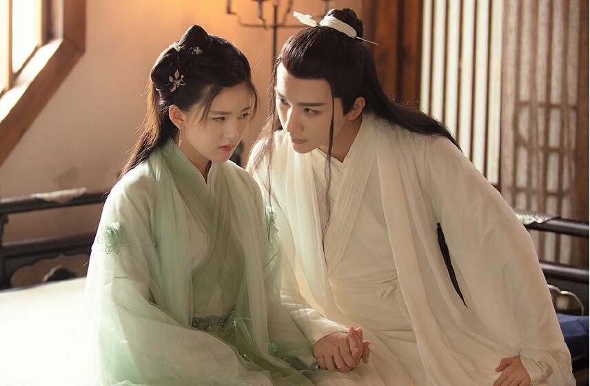 赵露思家里有钱是富二代吗 她现在开什么车