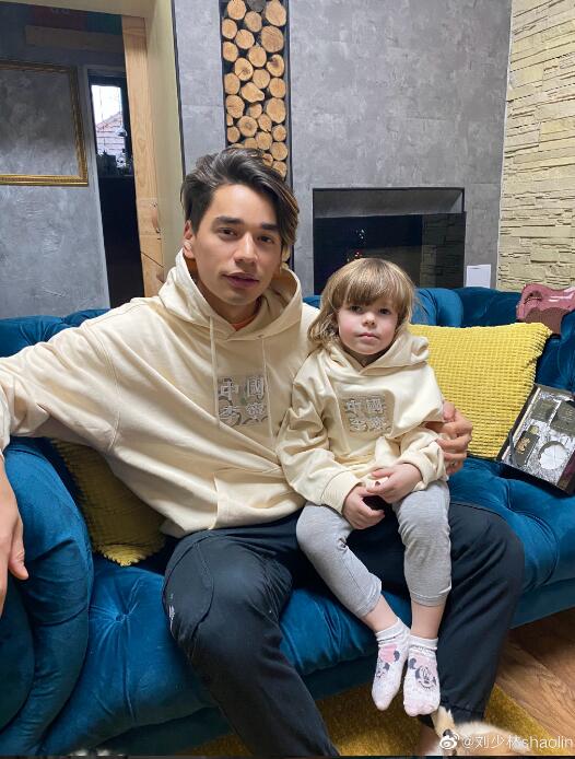 �����ָ����������� ���������ٰ���˫��̥��