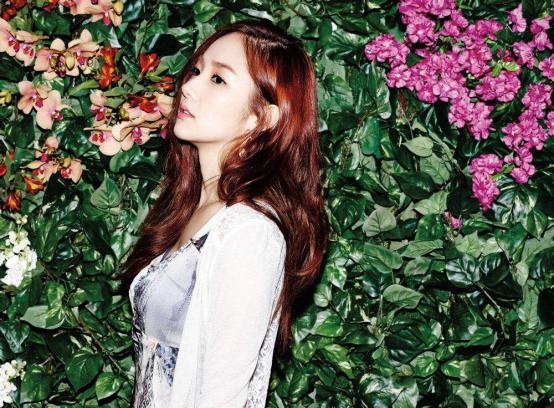 ����Ӣ����ѽ�Ա�ǰ�� �����֮ǰ�����ı仯̫����