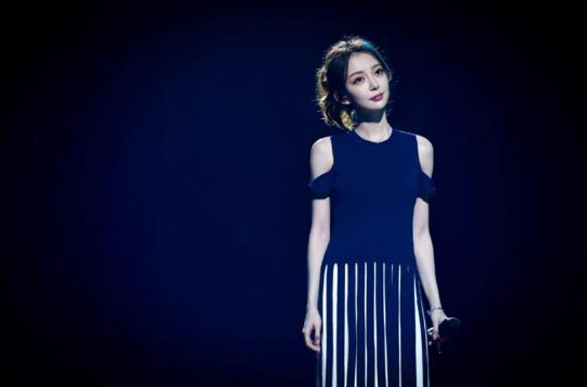 汪小敏和郑少秋唱的歌是什么节目上 她和平安是什么关系