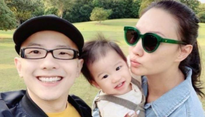 ��С����֣���ﳪ�ĸ���ʲô��Ŀ�� ����ƽ����ʲô��ϵ