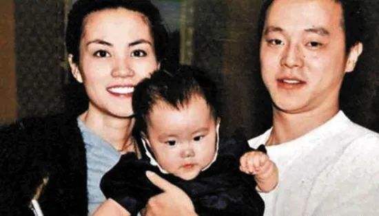 ����Ϊʲô��λ��ô�� ���Ƶļ����Ϲ��ֱ���˭